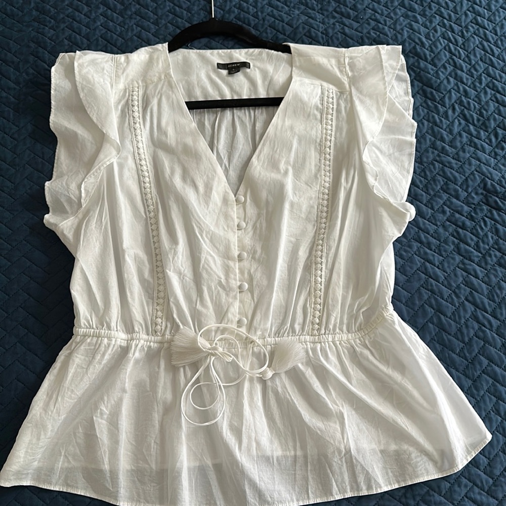 Flutter sleeve top